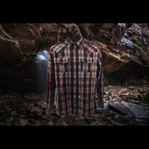 Modern Pearlsnap Levi’s Small Long Sleeve Shirt